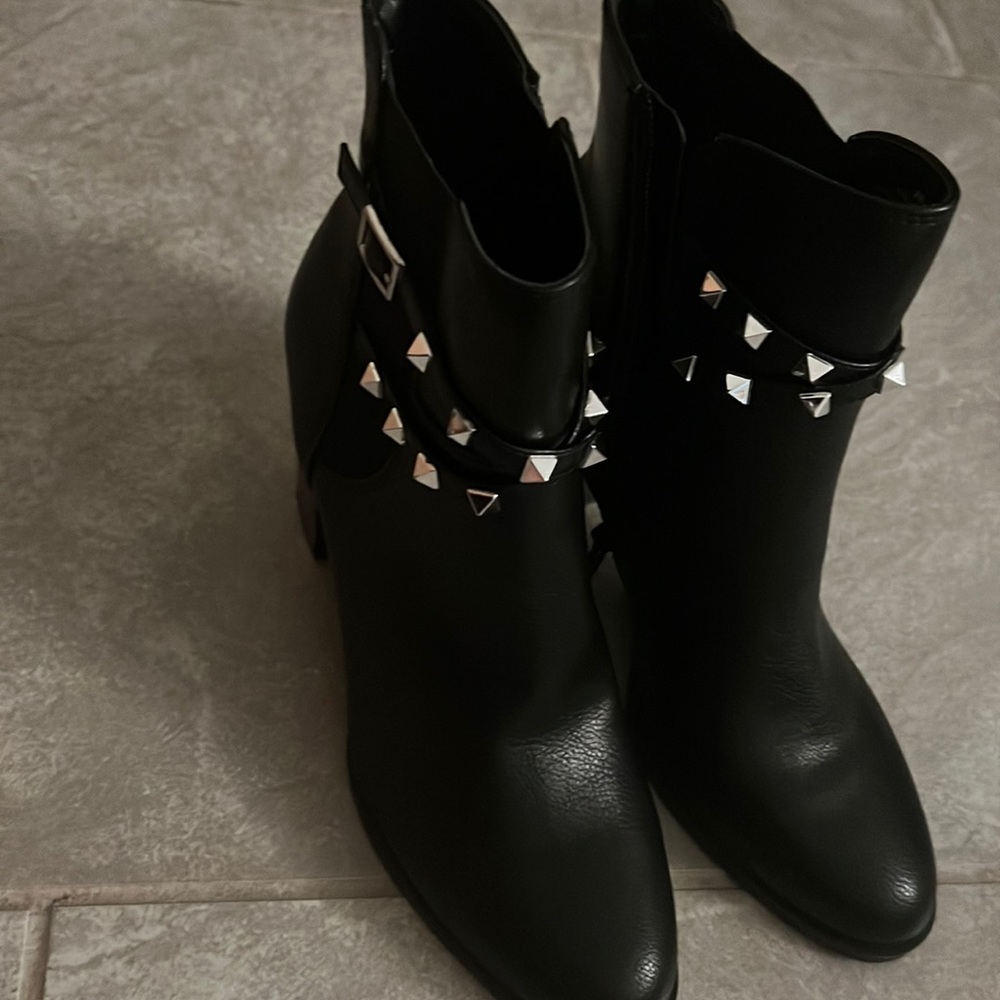 Nine West boots